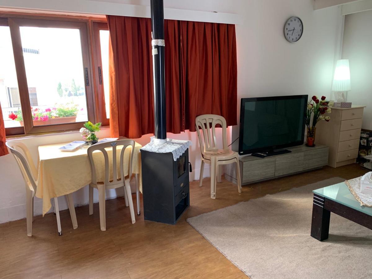 Mini Penthouse Larnaca Dış mekan fotoğraf