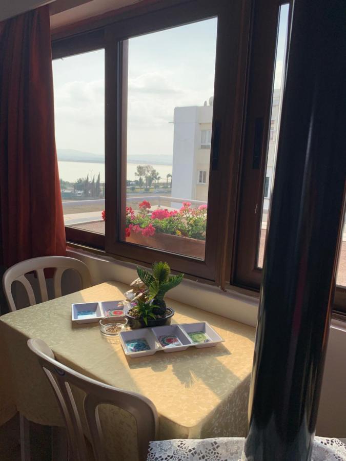 Mini Penthouse Larnaca Dış mekan fotoğraf